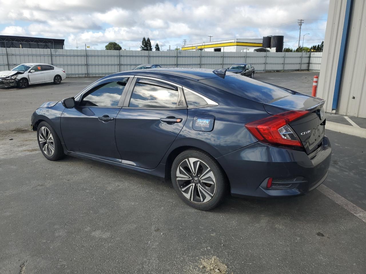 2018 Honda Civic Ex vin: JHMFC1F39JX012664