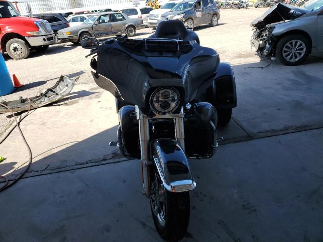 2022 HARLEY-DAVIDSON FLHTCUTG 1HD1MAF14NB853588