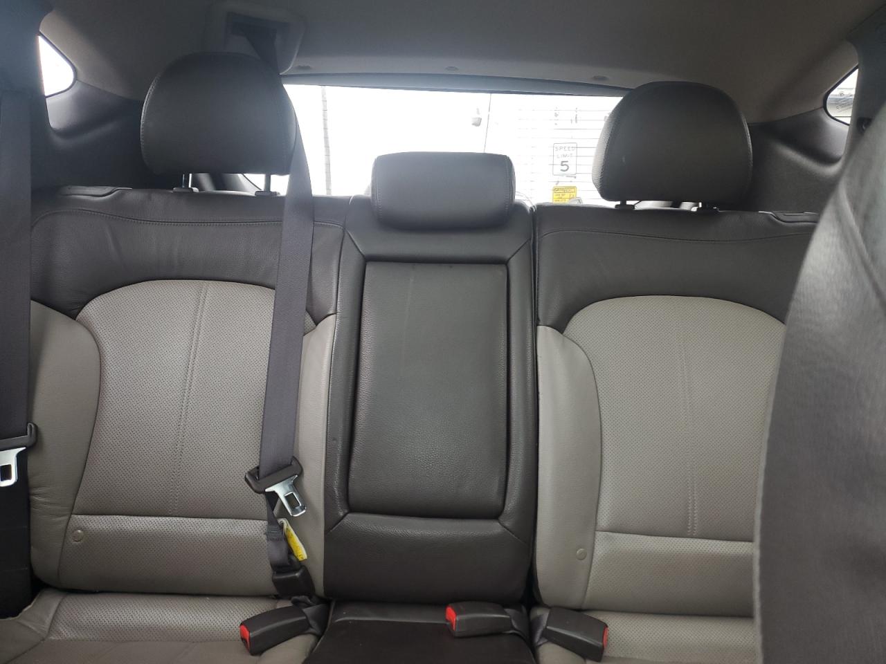 KM8JU3AC0BU243544 2011 Hyundai Tucson Gls