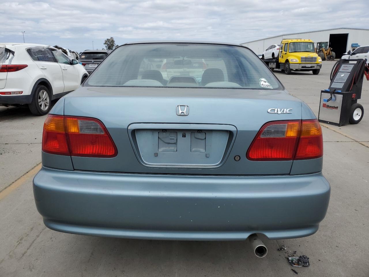 2HGEJ6615YH541088 2000 Honda Civic Base 2HGEJ6615YH541088 2000 Honda Civic Base