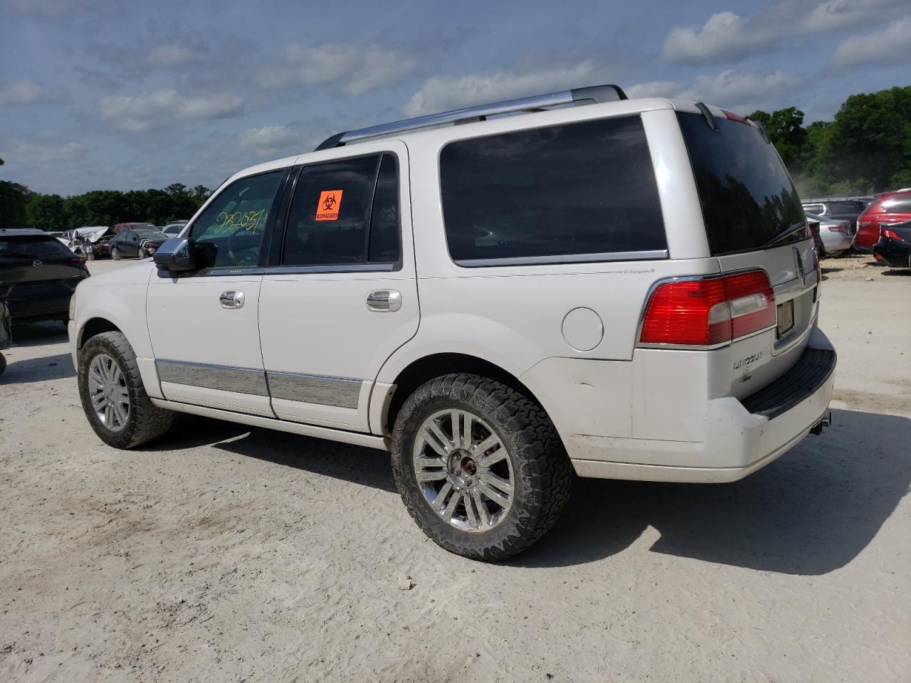 5LMJJ2H53AEJ00104 2010 Lincoln Navigator