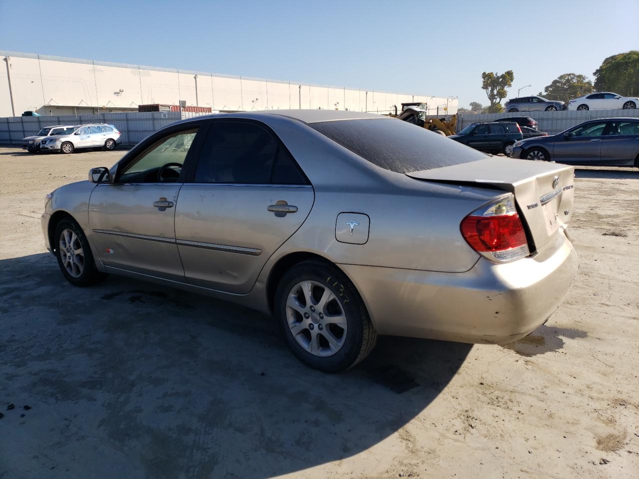 JTDBF30K450161954 2005 Toyota Camry Le