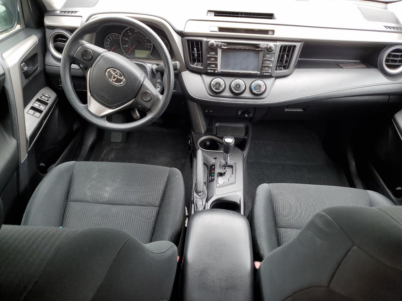 2T3ZFREV9GW302763 2016 Toyota Rav4 Le