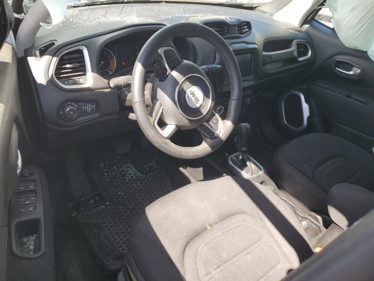 ZACNJBBB6KPK05829 2019 Jeep Renegade Latitude