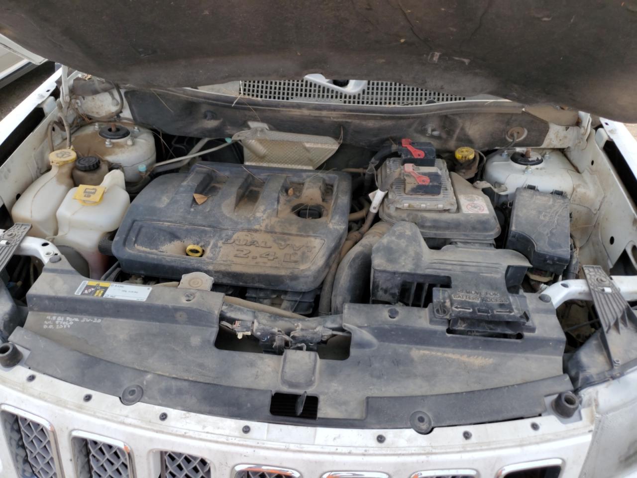 1C4NJCEB9HD166472 2017 Jeep Compass Latitude