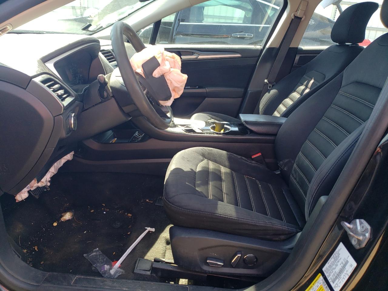 3FA6P0H75FR249559 2015 Ford Fusion Se