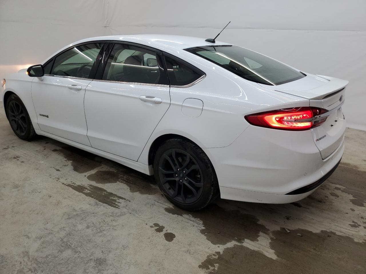 3FA6P0LU7JR270077 2018 Ford Fusion Se Hybrid