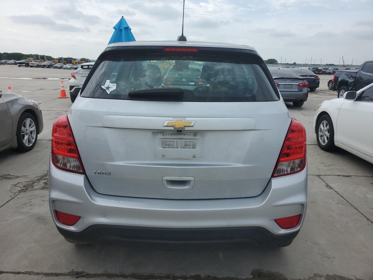 3GNCJKSB9HL290734 2017 Chevrolet Trax Ls