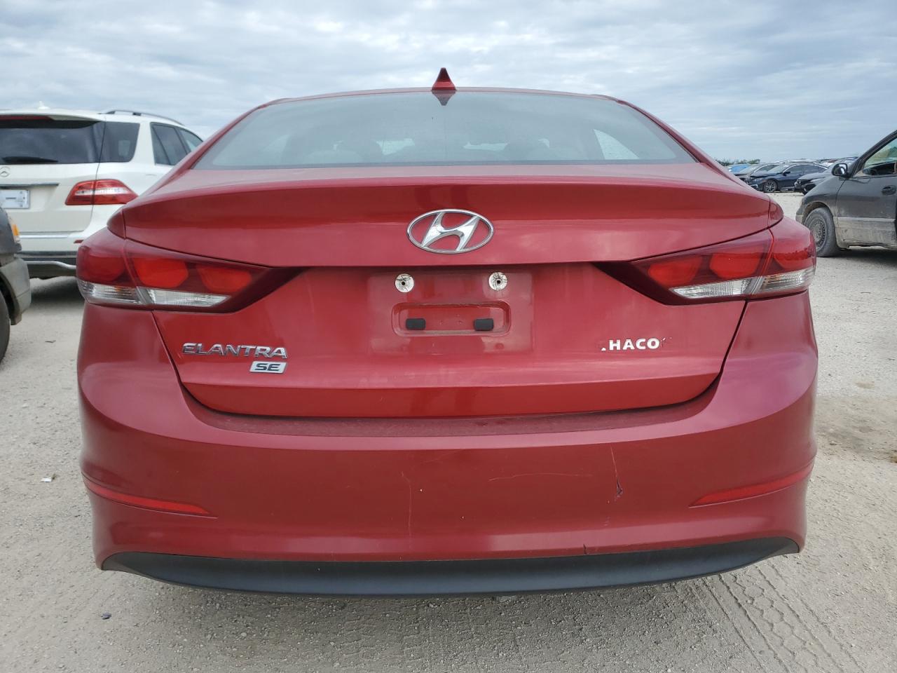 5NPD74LF1HH182892 2017 Hyundai Elantra Se