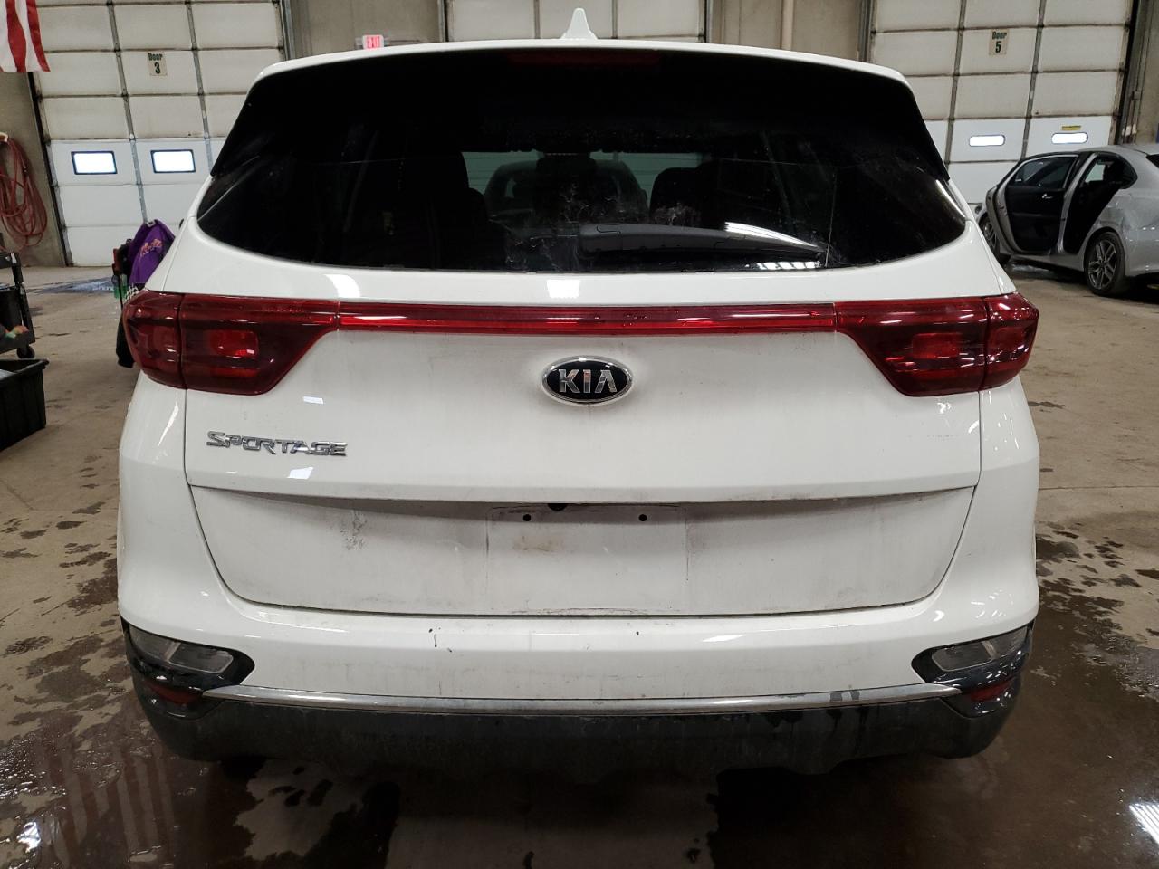 KNDPMCAC9L7836365 2020 Kia Sportage Lx