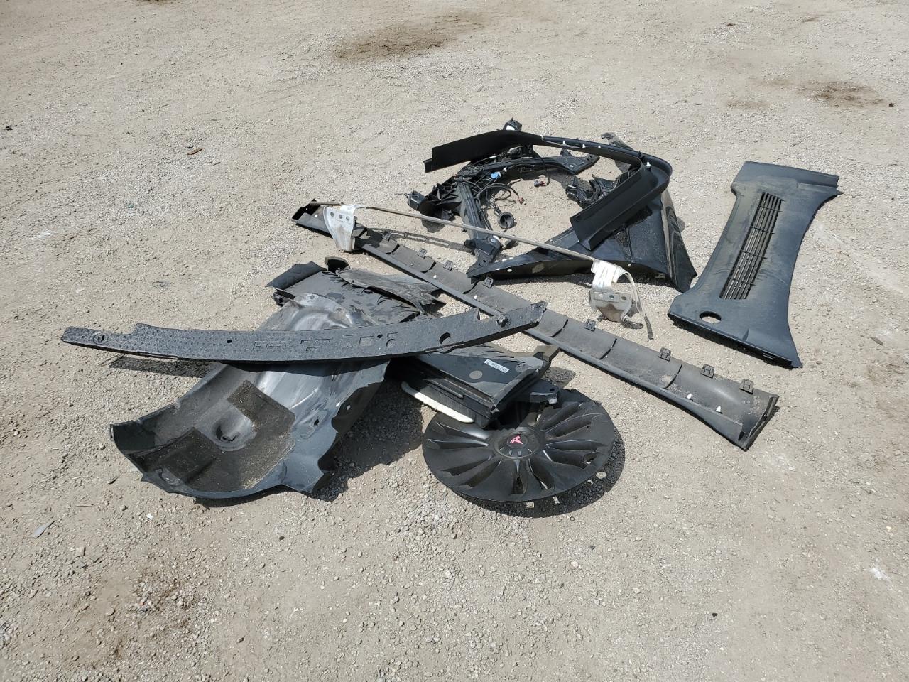 5YJYGDEE2MF305811 2021 Tesla Model Y