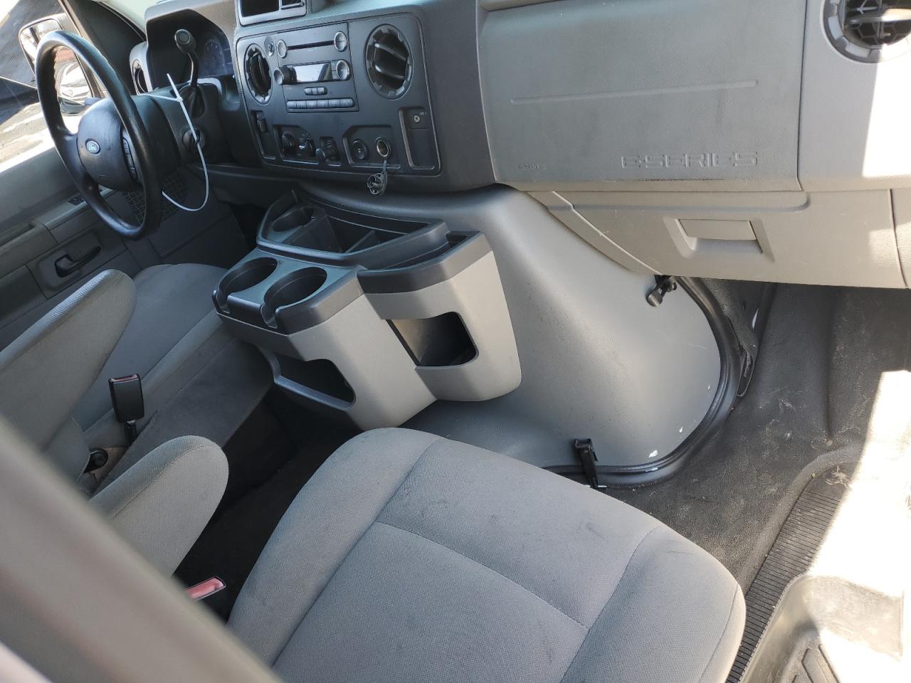 1FTNE2EW0BDA38727 2011 Ford Econoline E250 Van