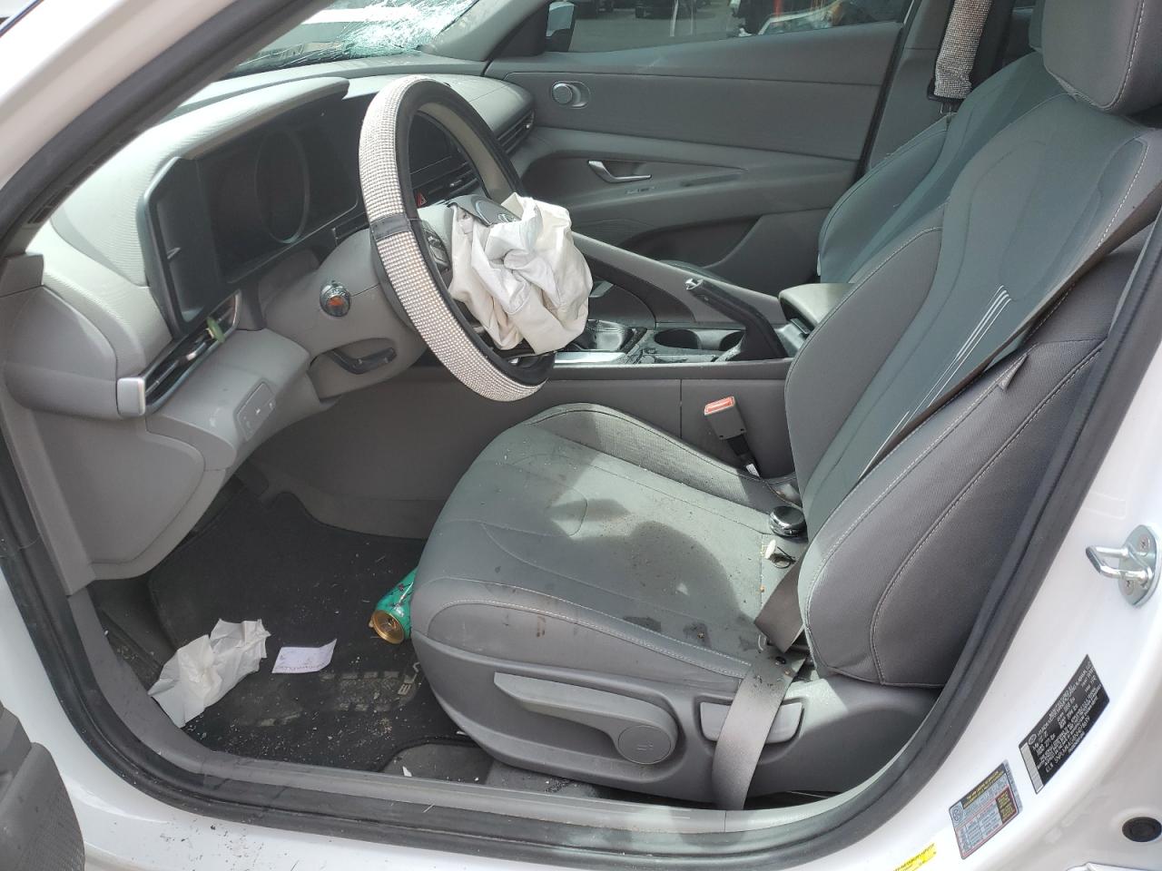 5NPLM4AG8NH078699 2022 Hyundai Elantra Sel