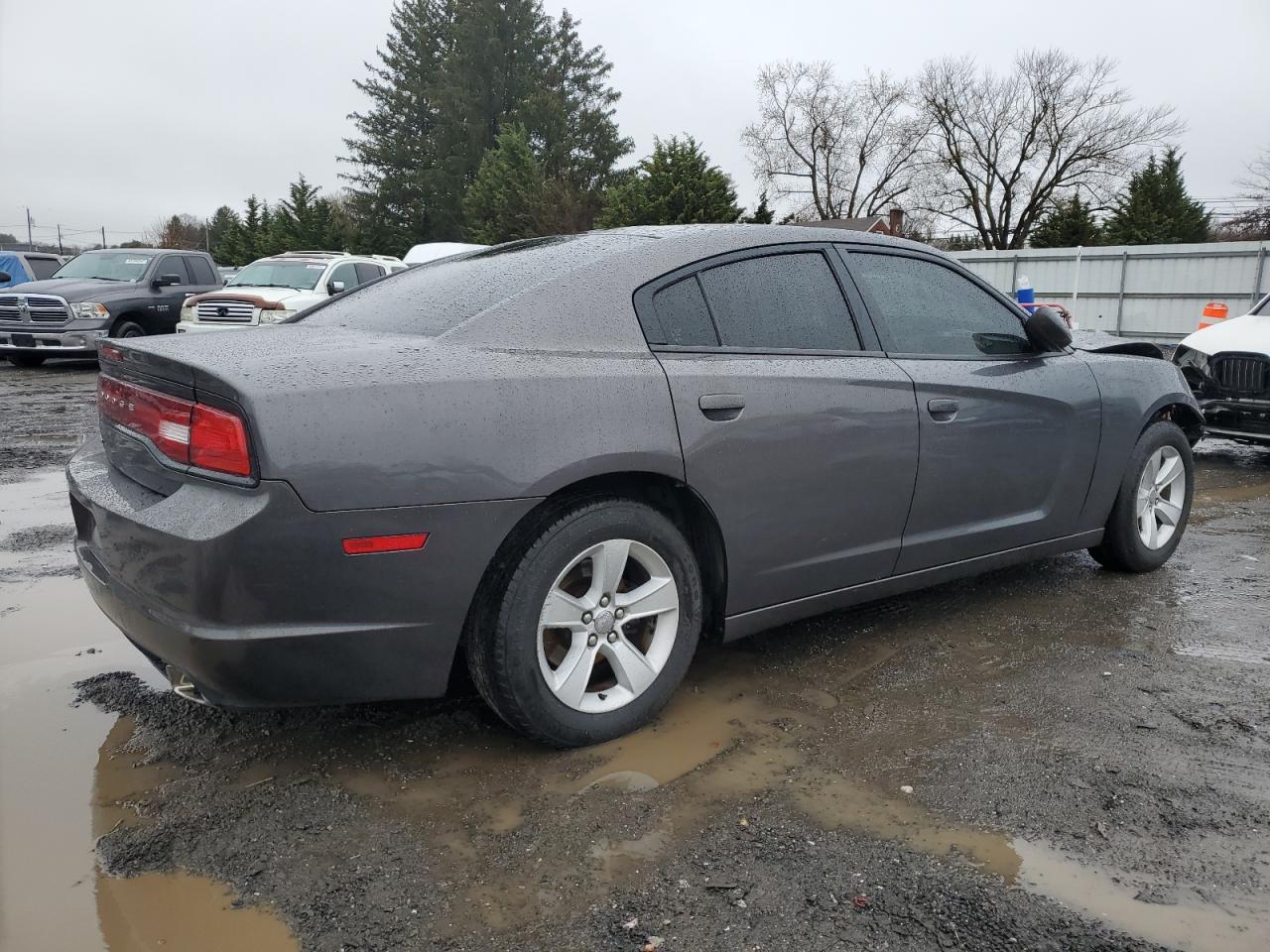 2C3CDXBG7EH357543 2014 Dodge Charger Se