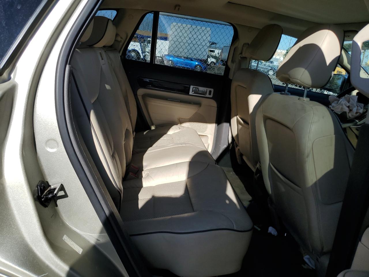 2LMDJ8JC7ABJ12378 2010 Lincoln Mkx