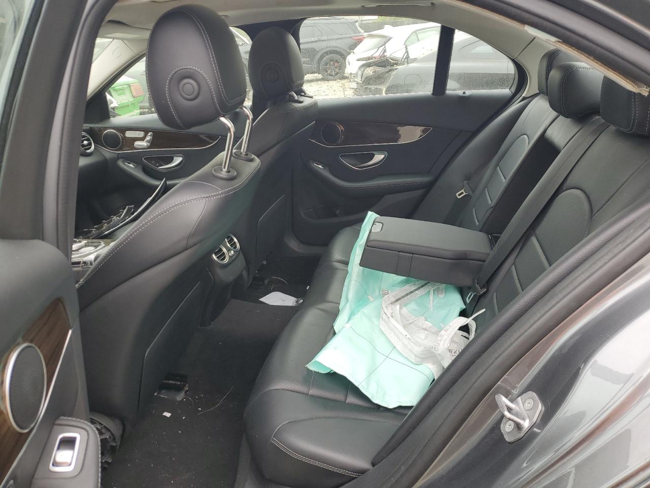 55SWF4KB5HU201855 2017 Mercedes-Benz C 300 4Matic