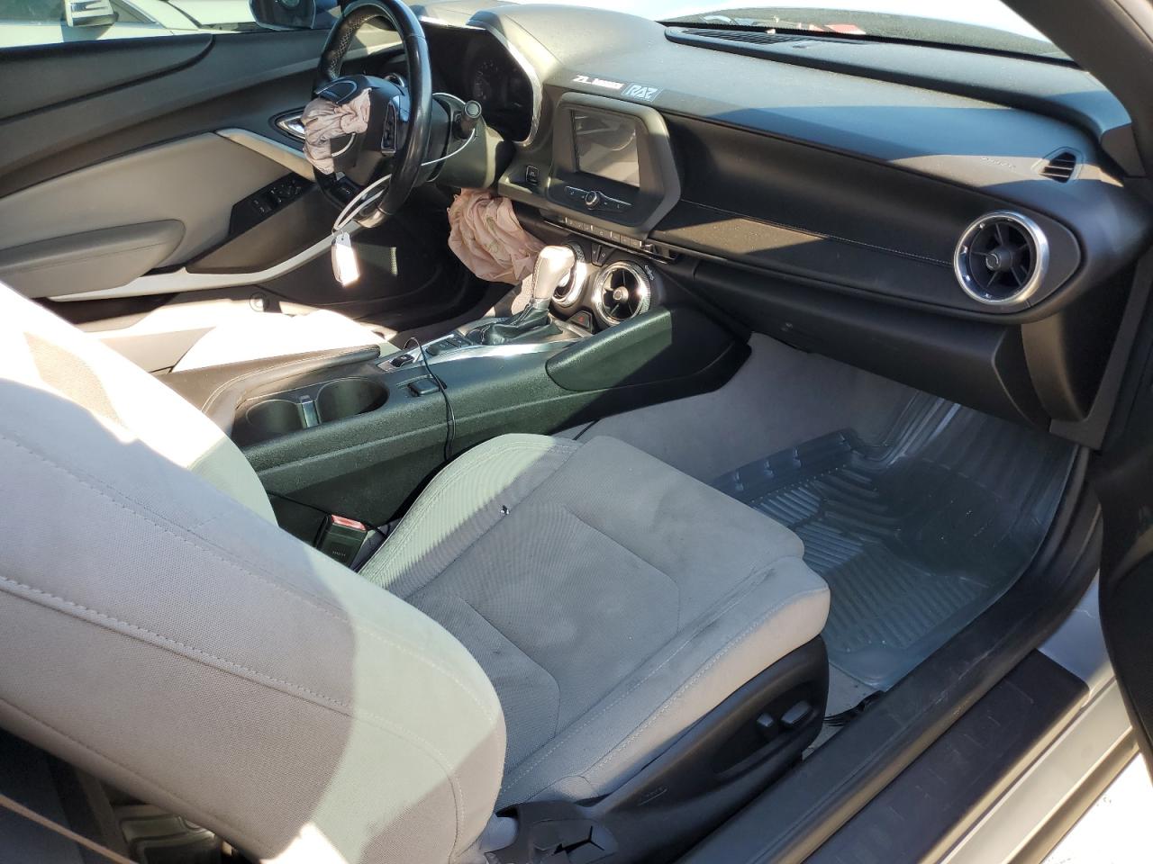 VIN: 1G1FB3DX0H0150014 2017 CHEVROLET CAMARO