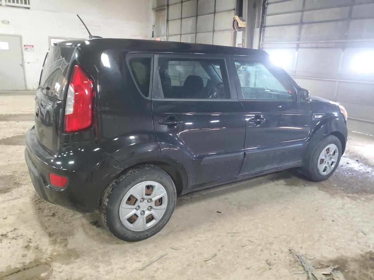 KNDJT2A51D7618622 2013 Kia Soul