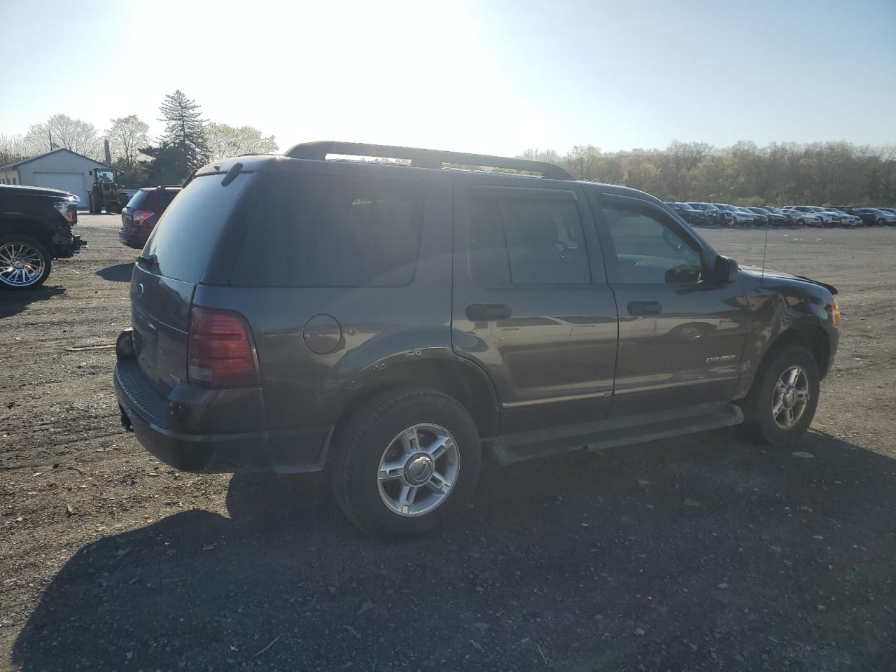 1FMZU73K05UA06717 2005 Ford Explorer Xlt