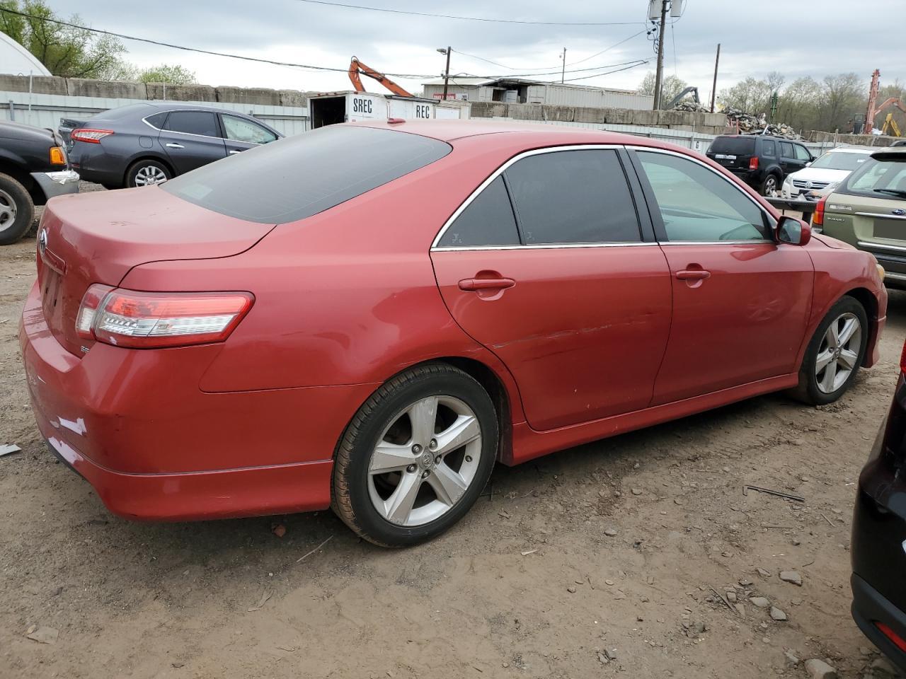 4T1BF3EK3BU601932 2011 Toyota Camry Base