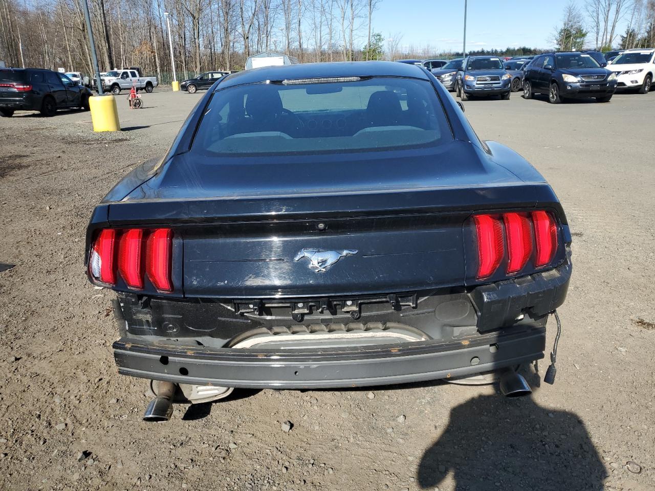 Lot #2473139698 2018 FORD MUSTANG