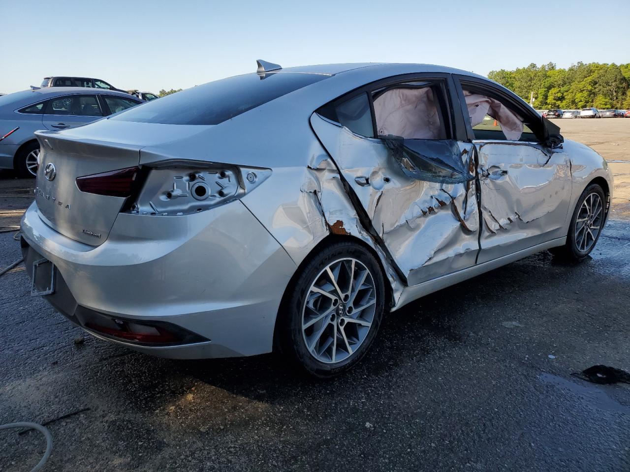 KMHD84LF1KU785766 2019 Hyundai Elantra Sel