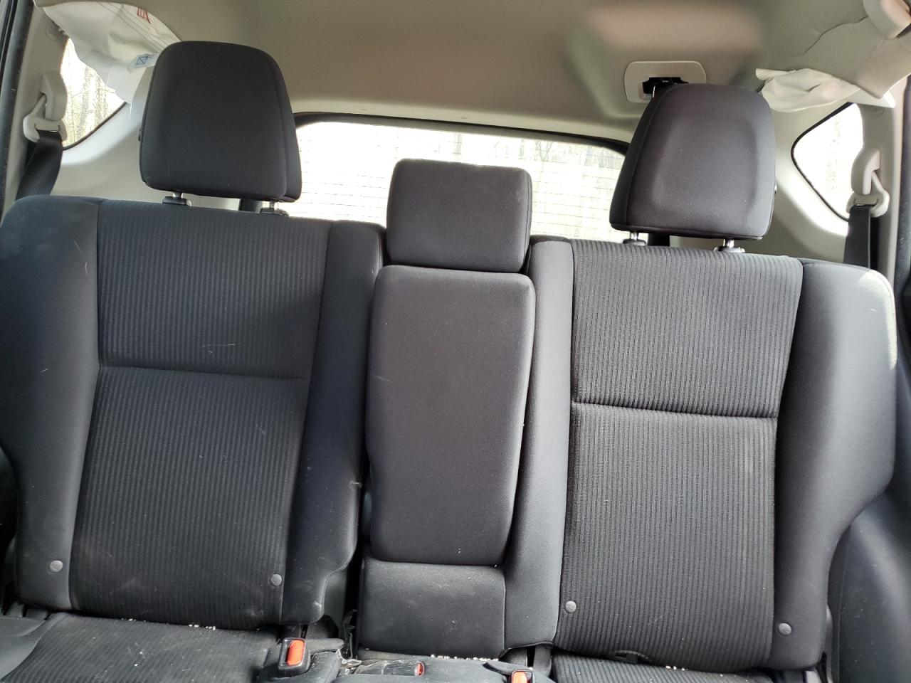 2T3ZFREV9HW341614 2017 Toyota Rav4 Le