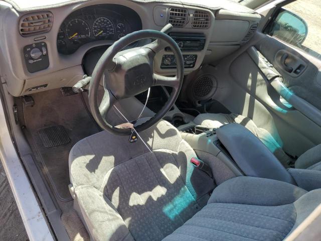 2000 Chevrolet Blazer VIN: 1GNCS18W8YK129679 Lot: 49068304