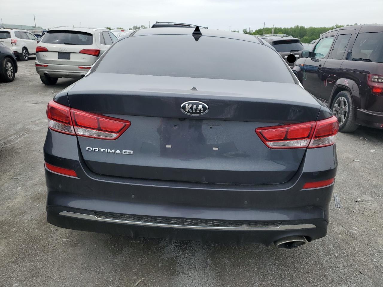 5XXGT4L3XKG275119 2019 Kia Optima Lx