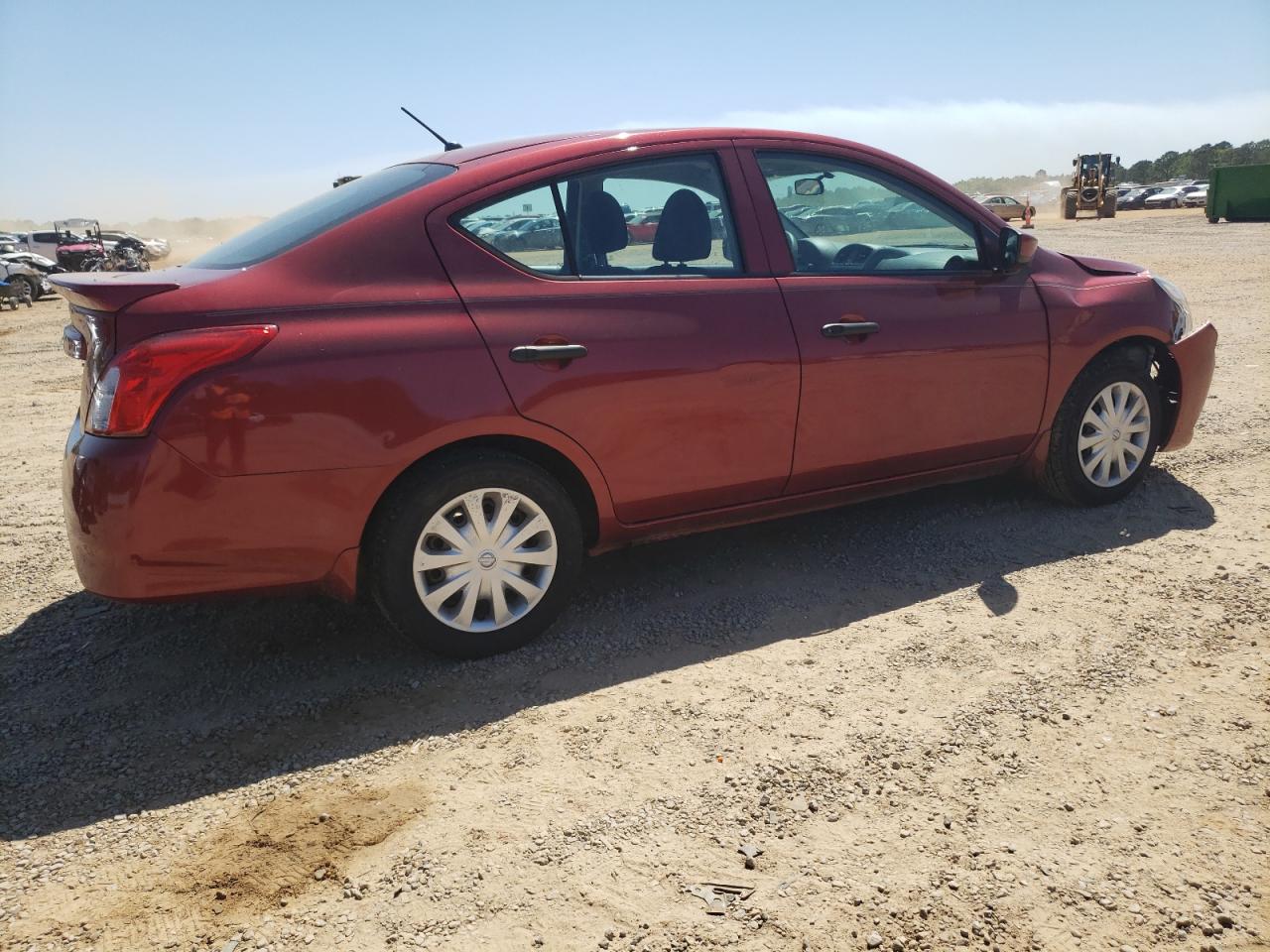 3N1CN7AP0JL842427 2018 Nissan Versa S