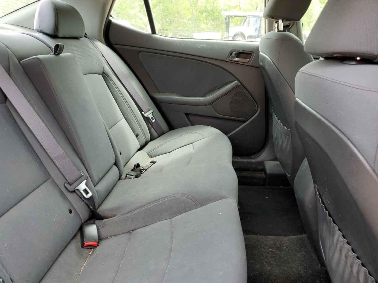 KNAGM4A72F5622212 2015 Kia Optima Lx