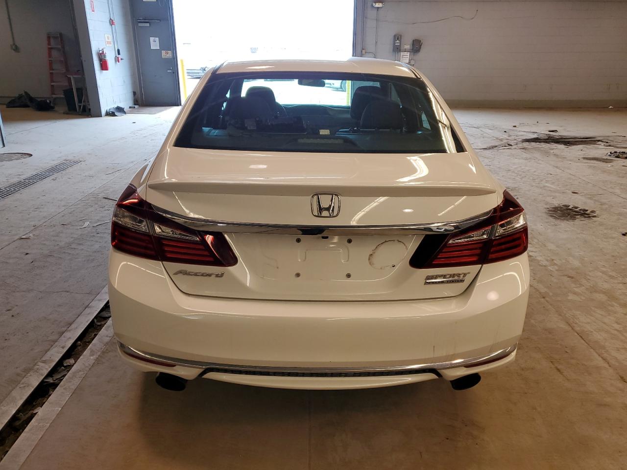 1HGCR2F16HA074609 2017 Honda Accord Sport Special Edition