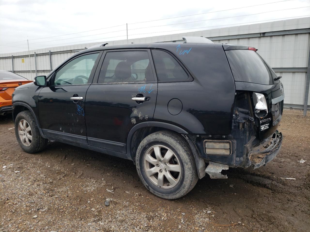 5XYKT3A1XBG148601 2011 Kia Sorento Base