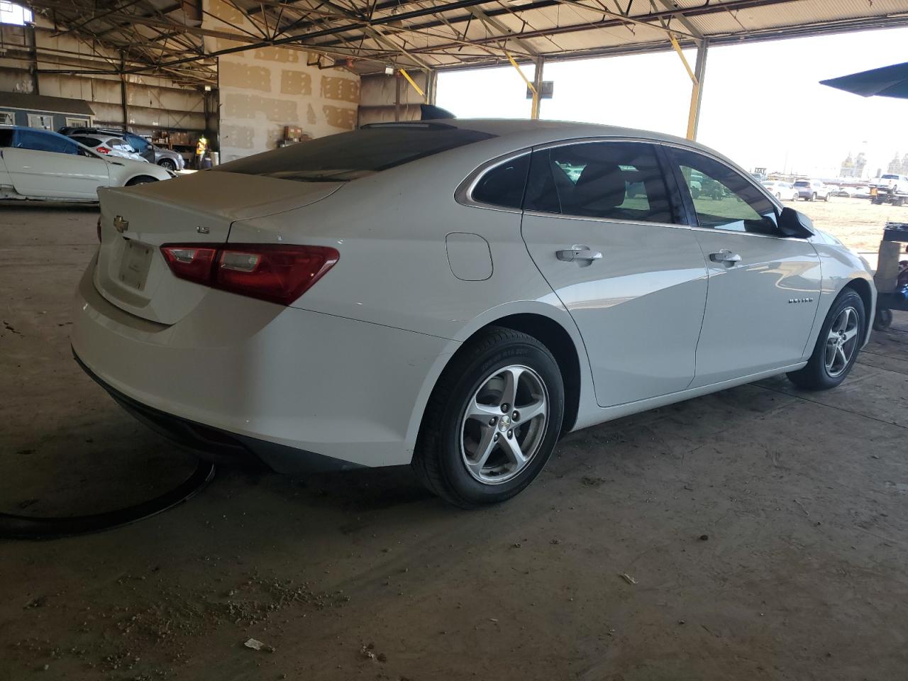 2016 Chevrolet Malibu Ls vin: 1G1ZB5ST0GF283411