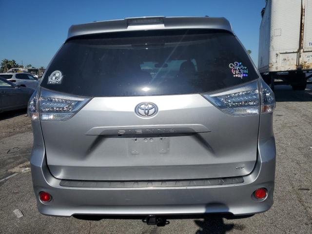 2018 Toyota Sienna Se VIN: 5TDXZ3DC4JS928077 Lot: 52418134