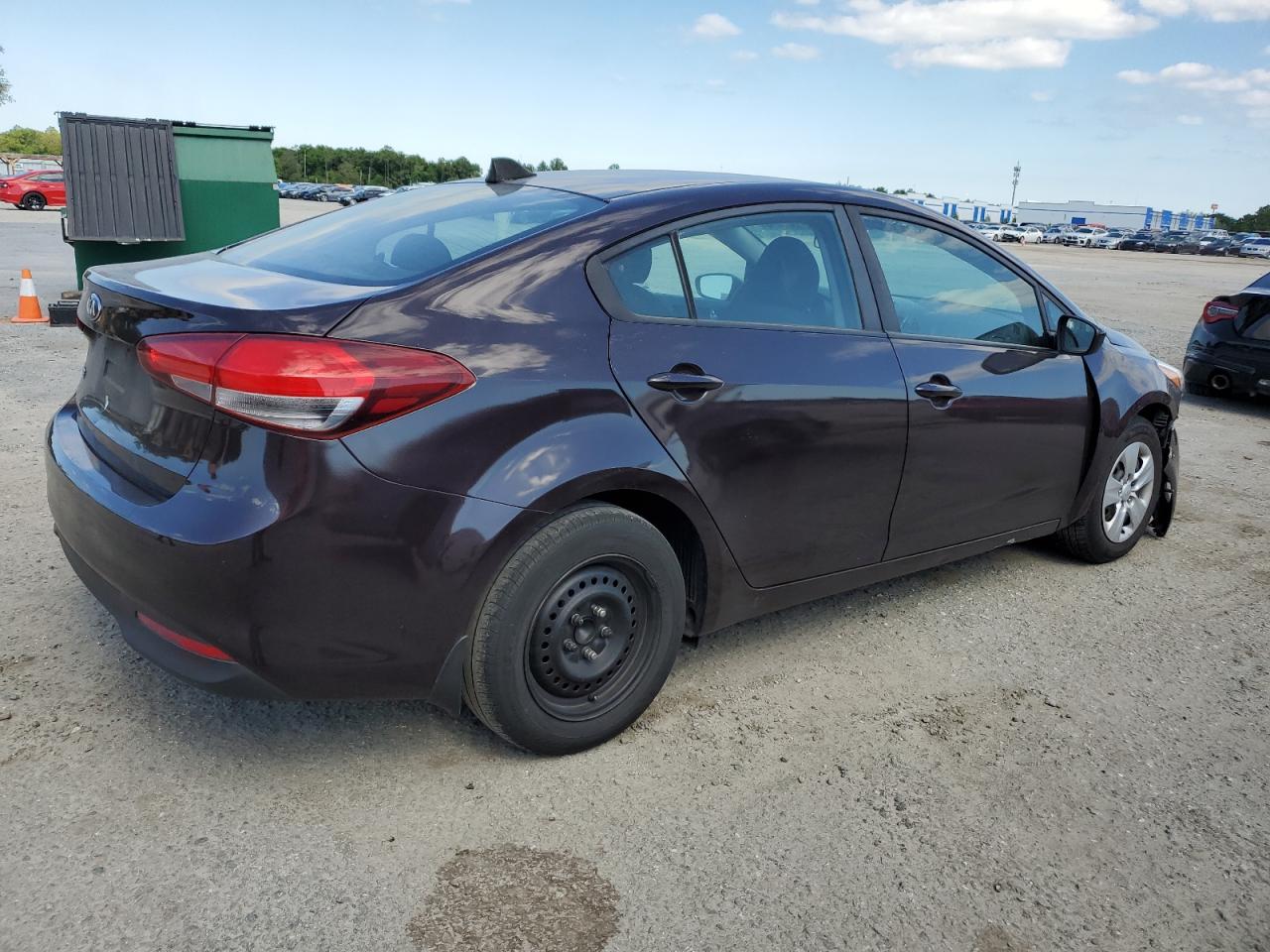 3KPFK4A72JE198077 2018 Kia Forte Lx