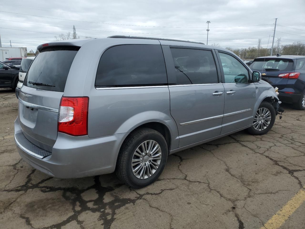 2C4RC1CG1ER147664 2014 Chrysler Town & Country Touring L