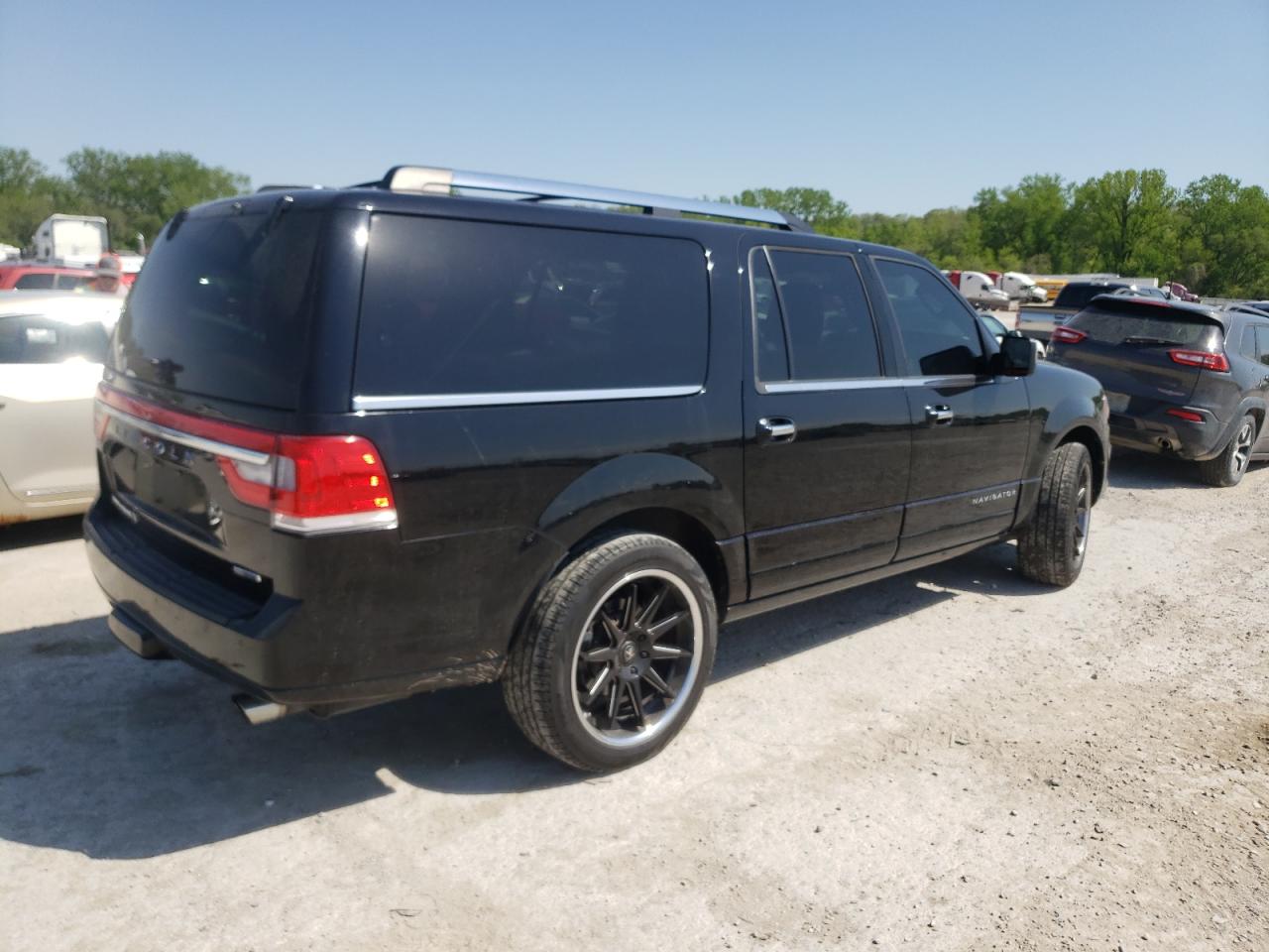 2016 Lincoln Navigator L Select vin: 5LMJJ3JT1GEL09106