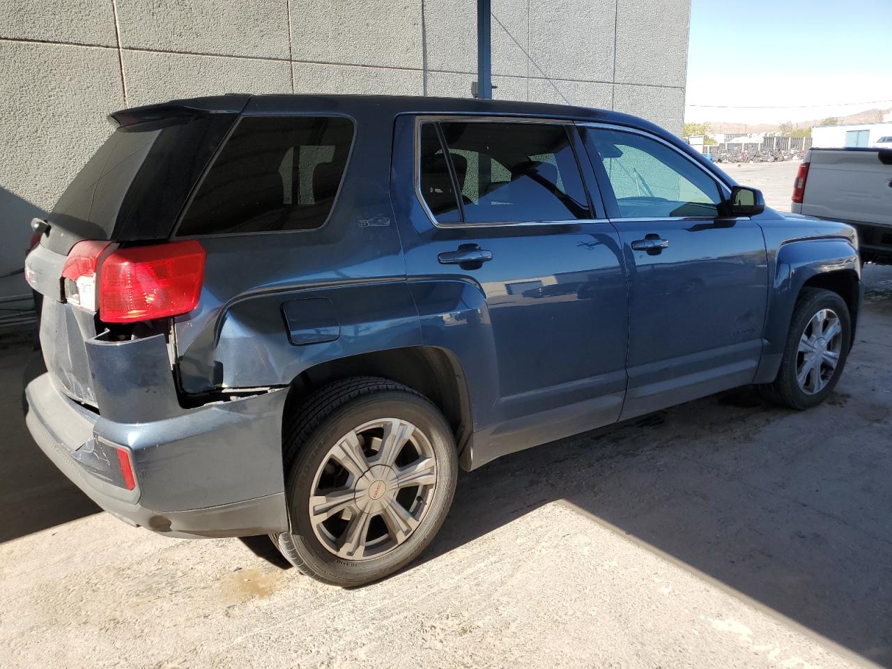 2GKALMEK1H6183123 2017 GMC Terrain Sle