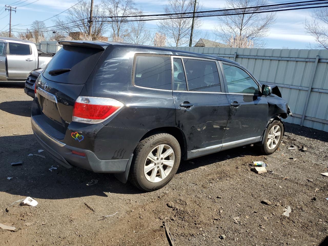 5TDBK3EH3DS234820 2013 Toyota Highlander Base