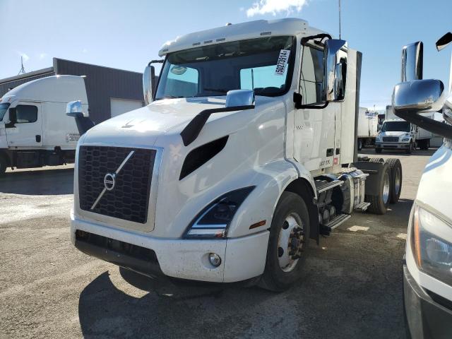 2019 VOLVO VNR #3123698535