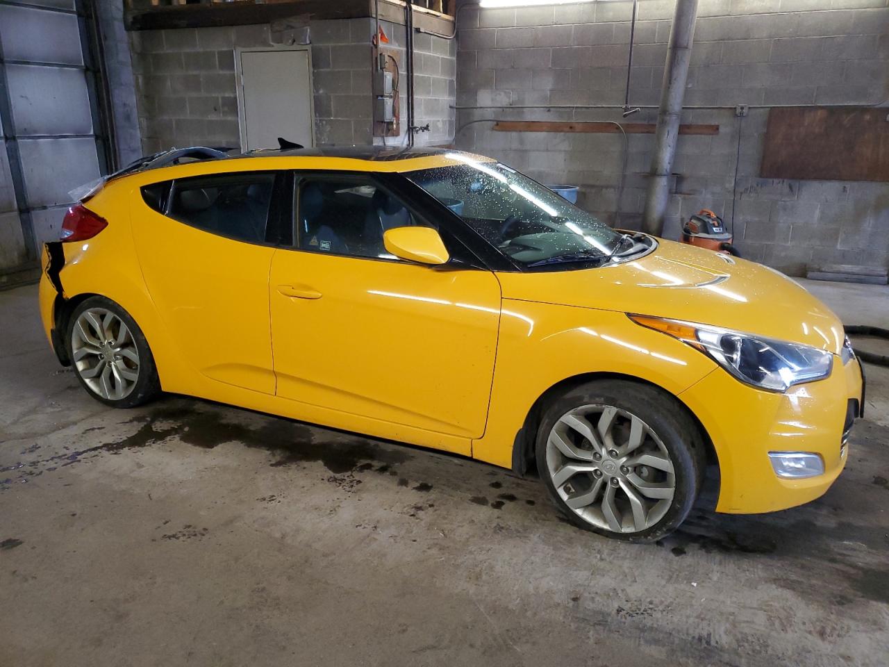 KMHTC6ADXDU121153 2013 Hyundai Veloster