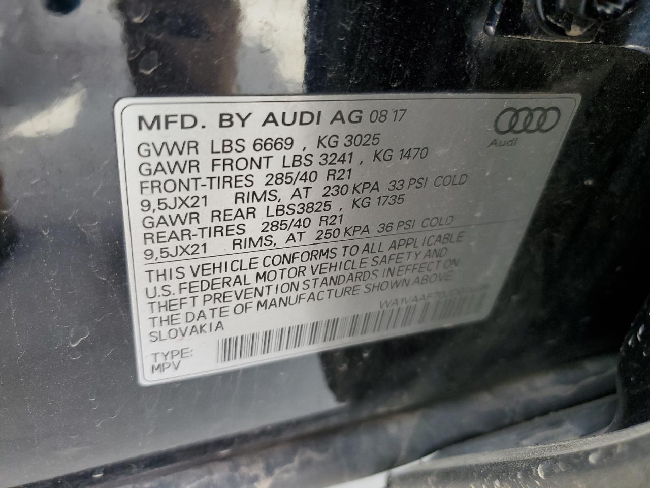 WA1VAAF70JD011498 2018 Audi Q7 Prestige