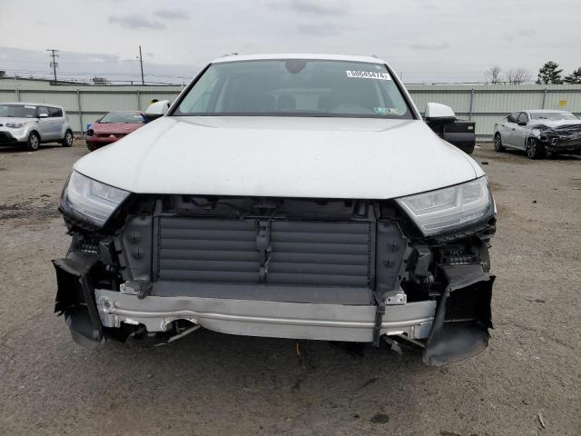 VIN WA1LAAF7XKD045148 2019 Audi Q7, Premium Plus no.5