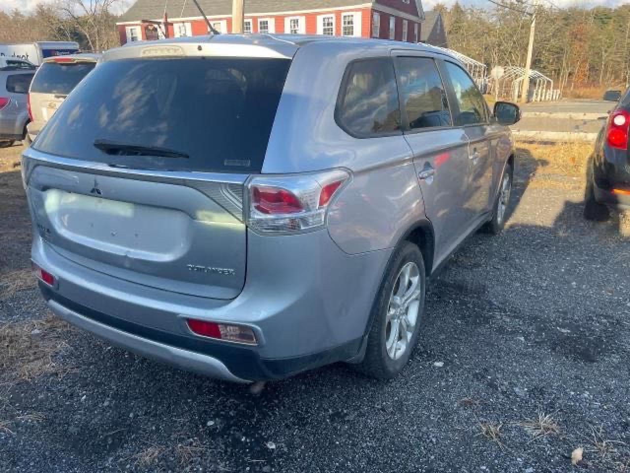 JA4AZ3A38FZ003358 2015 Mitsubishi Outlander Se