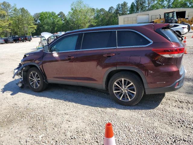 VIN 5TDKZRFHXKS339431 2019 Toyota Highlander, SE no.2