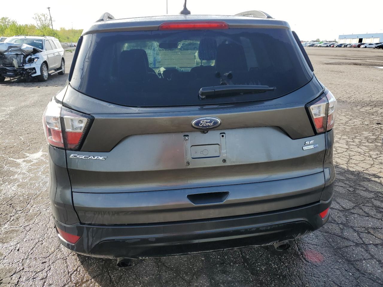 1FMCU9GD4JUD49313 2018 Ford Escape Se