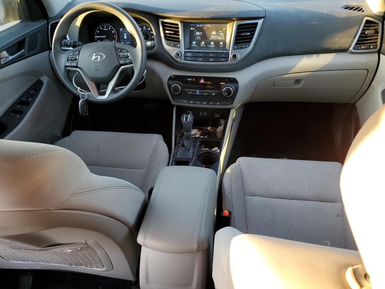 KM8J33A49JU600844 2018 Hyundai Tucson Sel