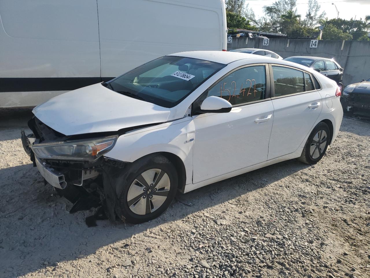 KMHC65LC1JU062527 2018 Hyundai Ioniq Blue