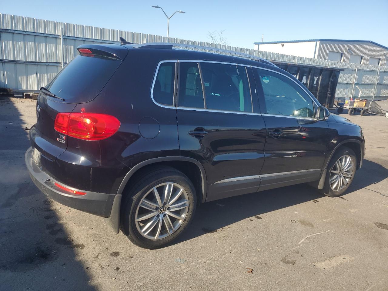 WVGBV7AX9GW516603 2016 Volkswagen Tiguan S